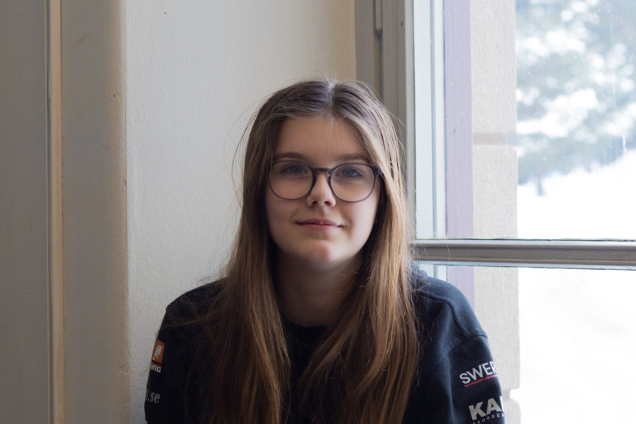 Porträttbild på Ronja Burstedt