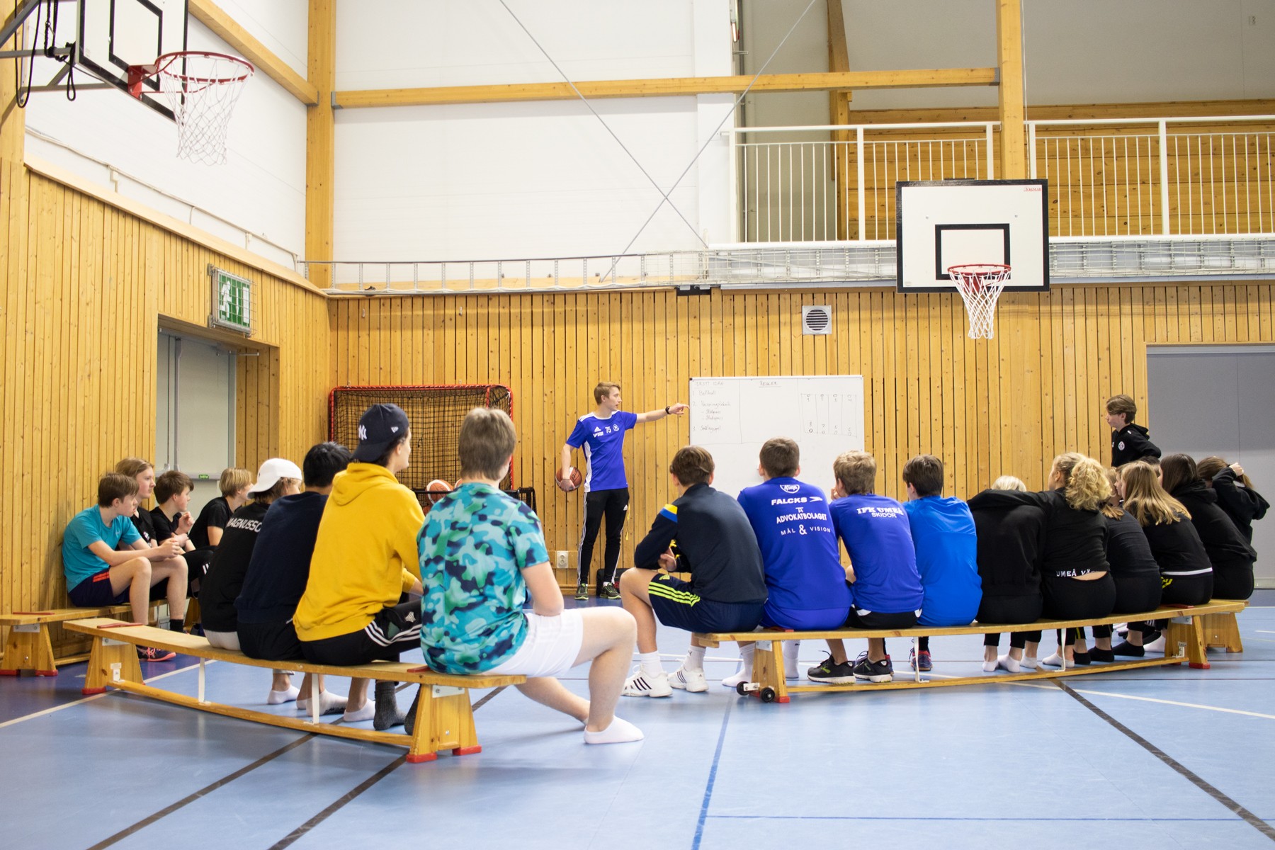 Samling under idrottslektion