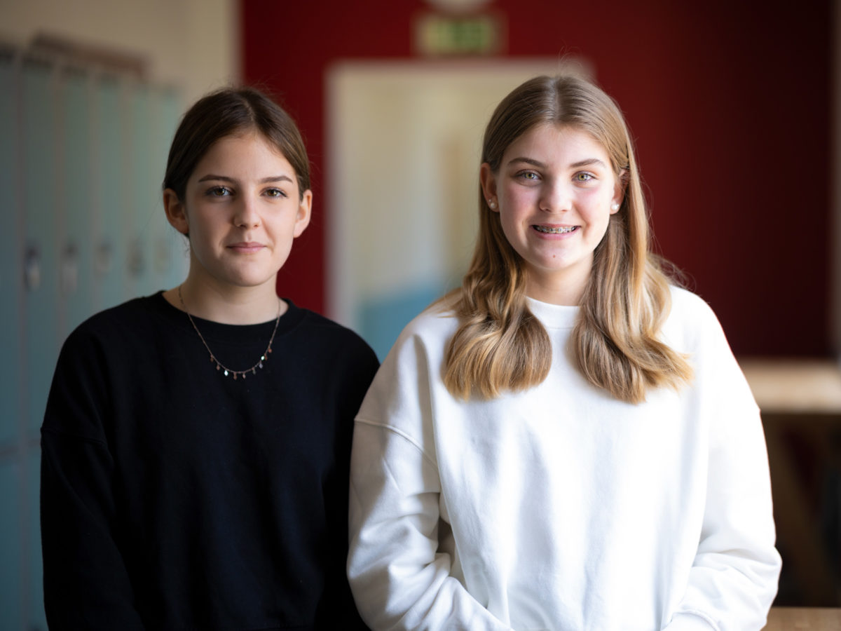 Porträttbild på Ida Nilsson och Agnes Karlsson